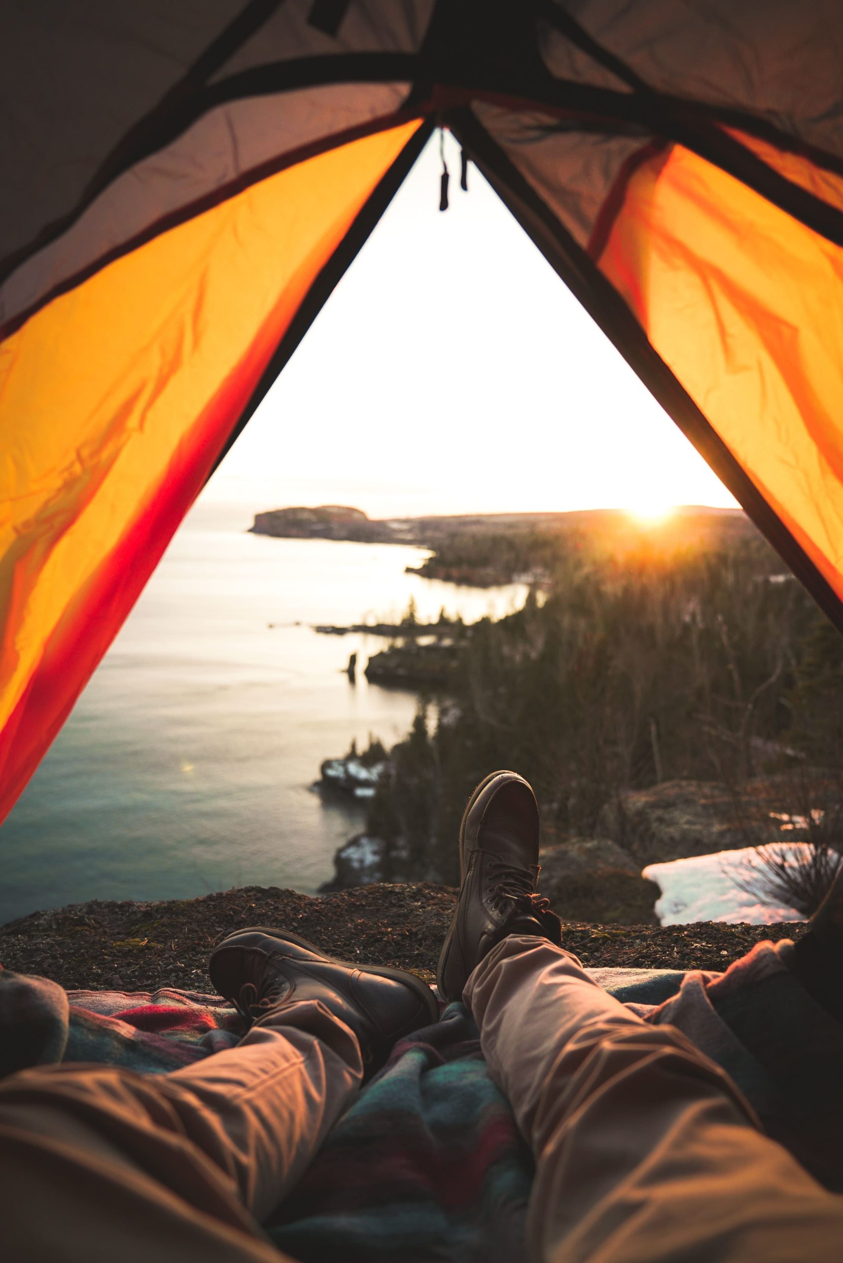 Elementos que no pueden faltar en una mochila de camping - TodoCamping