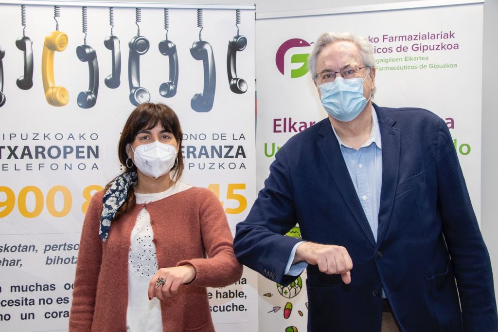 Foto de La presidenta de la Asociación en Gipuzkoa Lorena Pidal; y