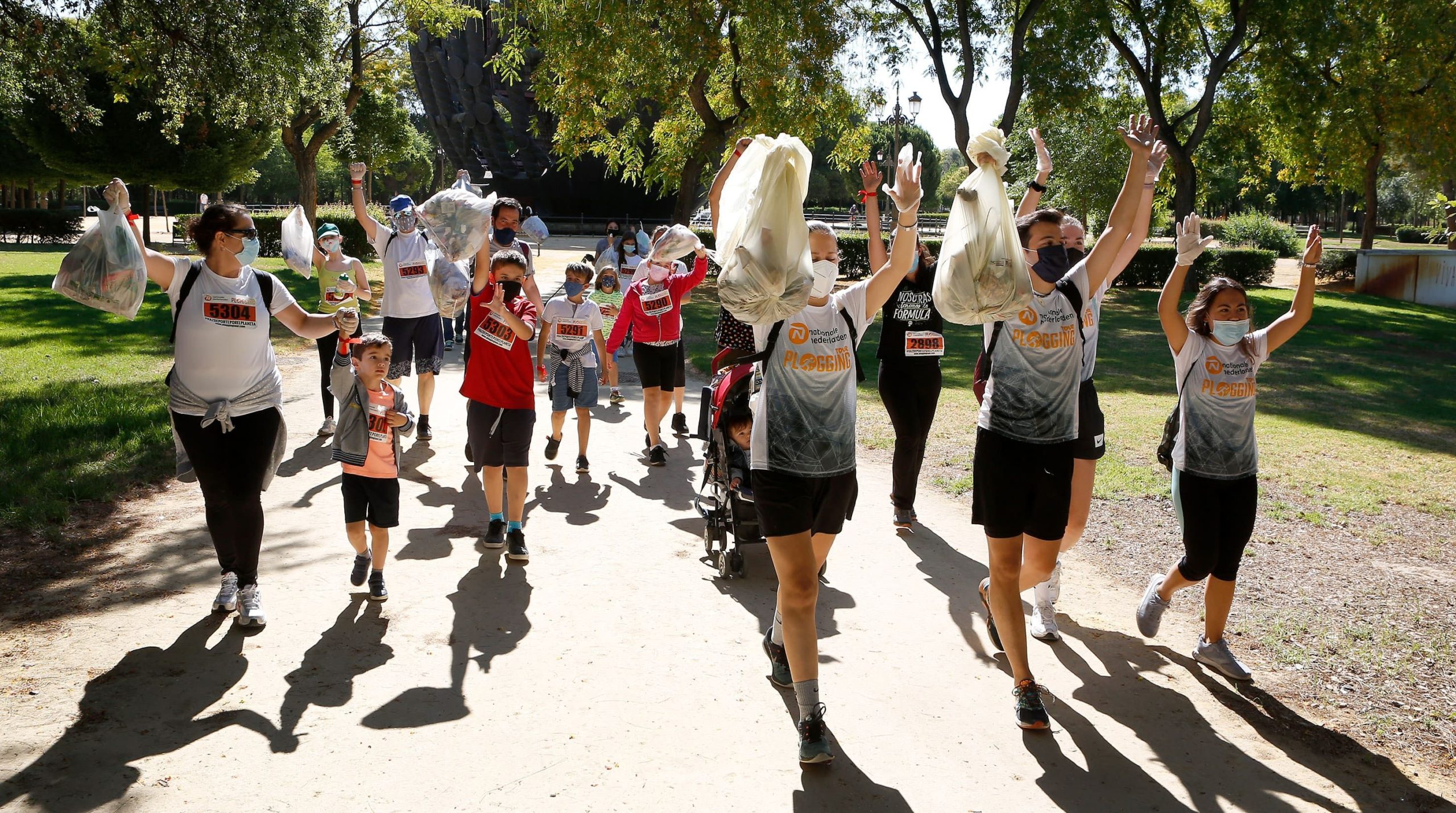 Euskadi acoge la 1ª gira de deporte y ecología que se celebra en Europa, Nationale-Nederlanden Plogging Tour