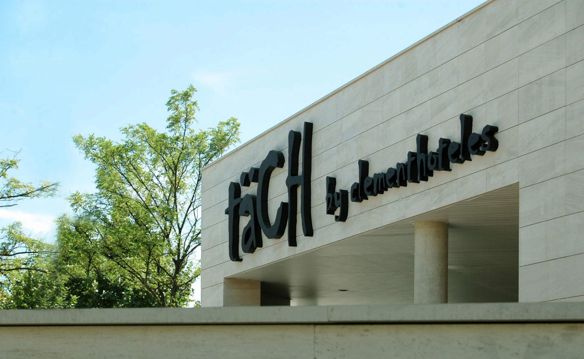 TäCH Hotel lanza descuentos de hasta el 25% en todas sus reservas