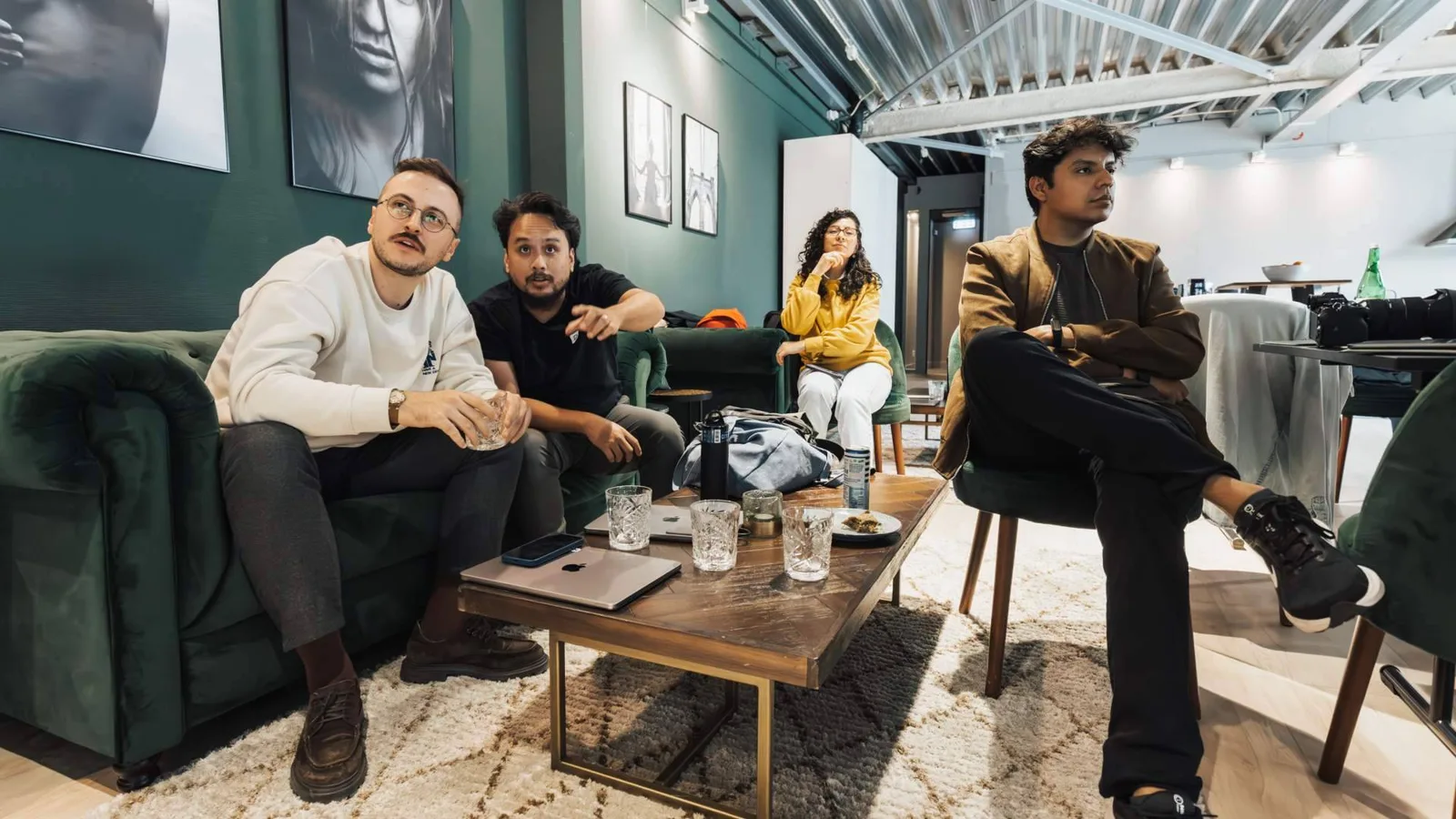 Trabajar desde un coworking; Català Reinón Abogados explica qué responsabilidades mantiene la empresa